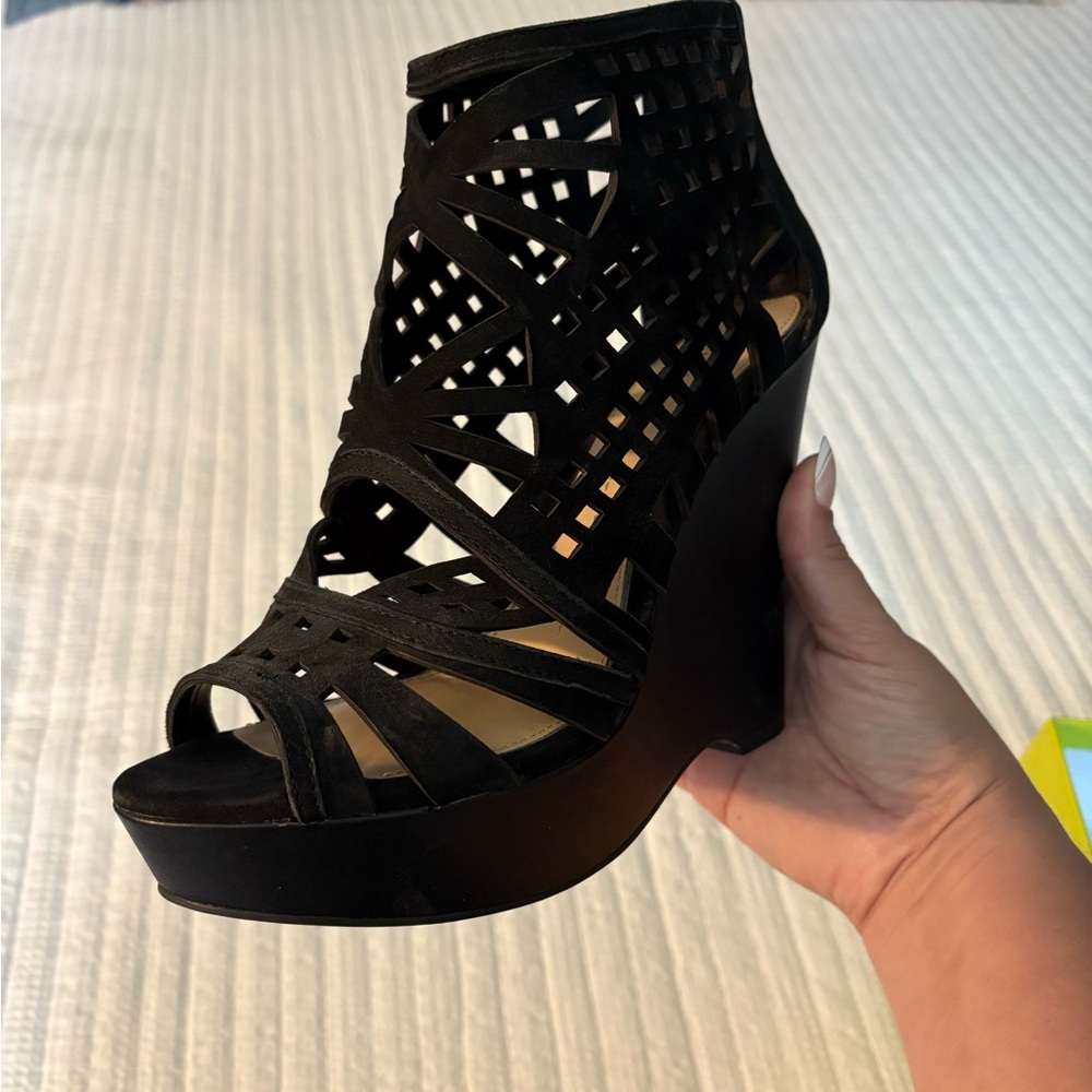 Elegant Black Wedge Sandals